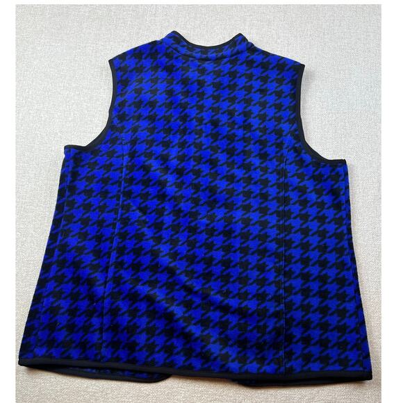 Susan Graver Women’s Large Black/Blue Chevron Fleece Zip-Front Vest Layering - Picture 2 of 6